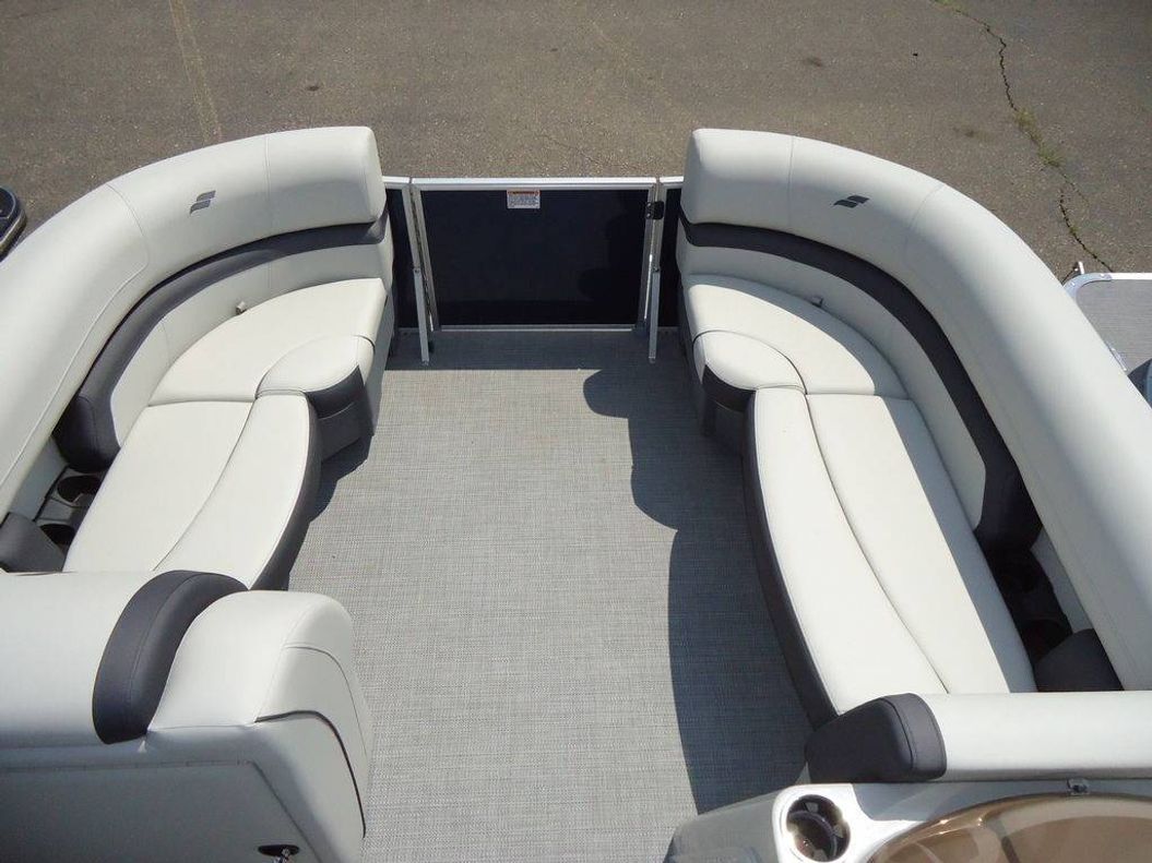 2025 Starcraft Marine EX 22 Q